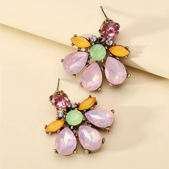 Statement Earrings - Picture 1 of 6